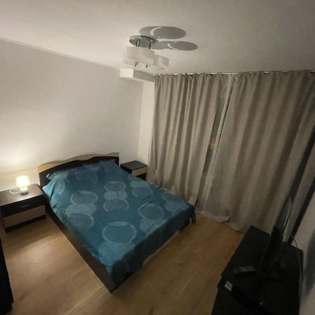 Vf Apartments Bukares Bagian luar foto